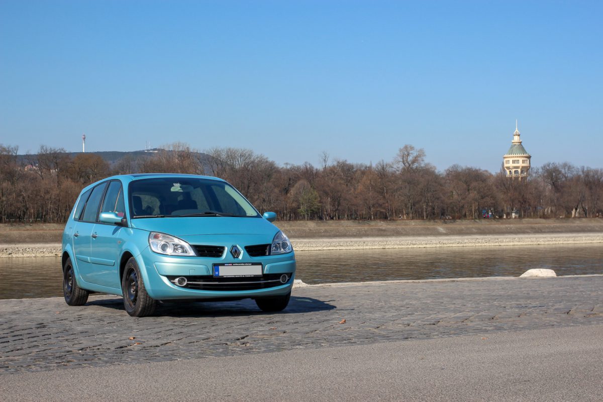 RENAULT GRAND SCENIC