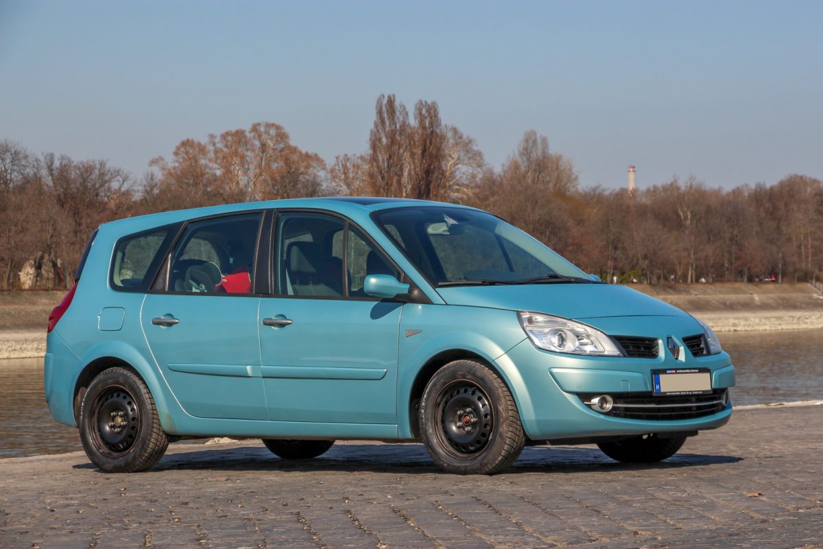 RENAULT GRAND SCENIC