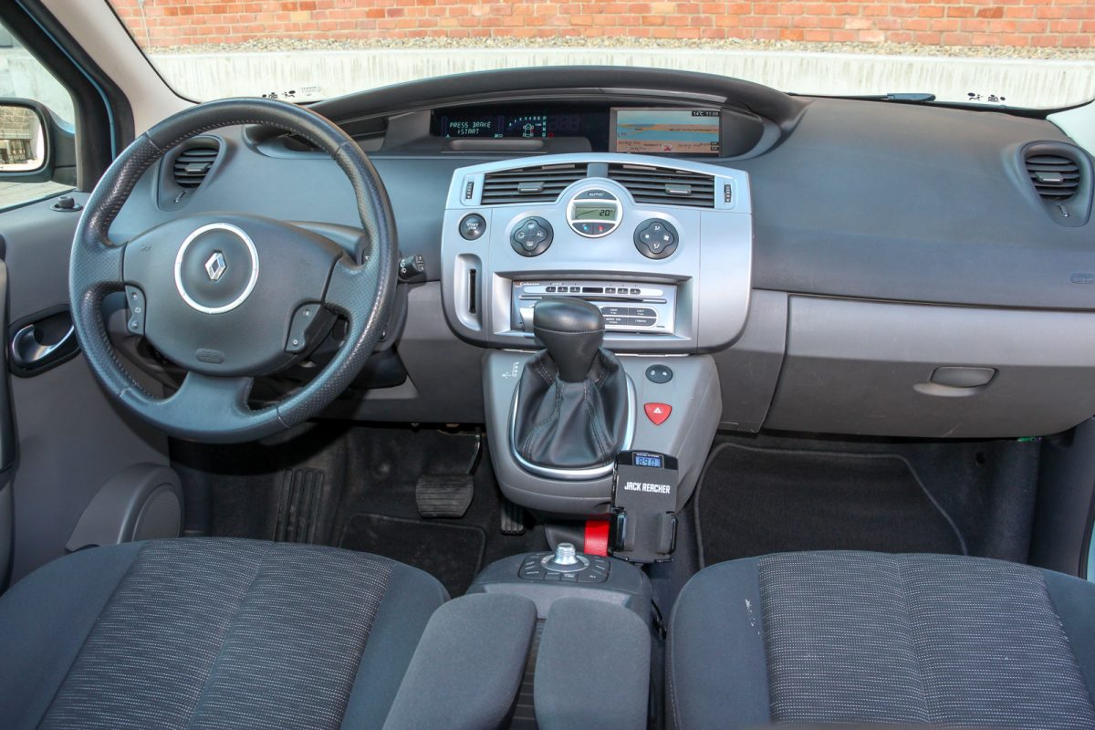 RENAULT GRAND SCENIC