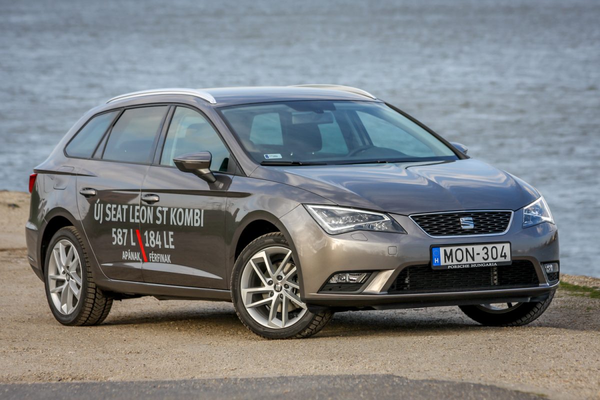 SEAT LEON