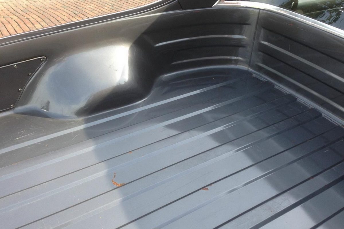 MERCEDES-BENZ E-OSZTÁLY