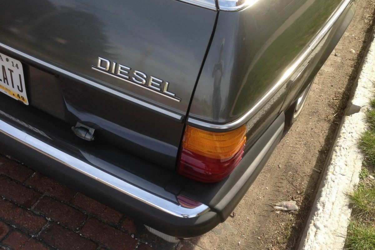 MERCEDES-BENZ E-OSZTÁLY