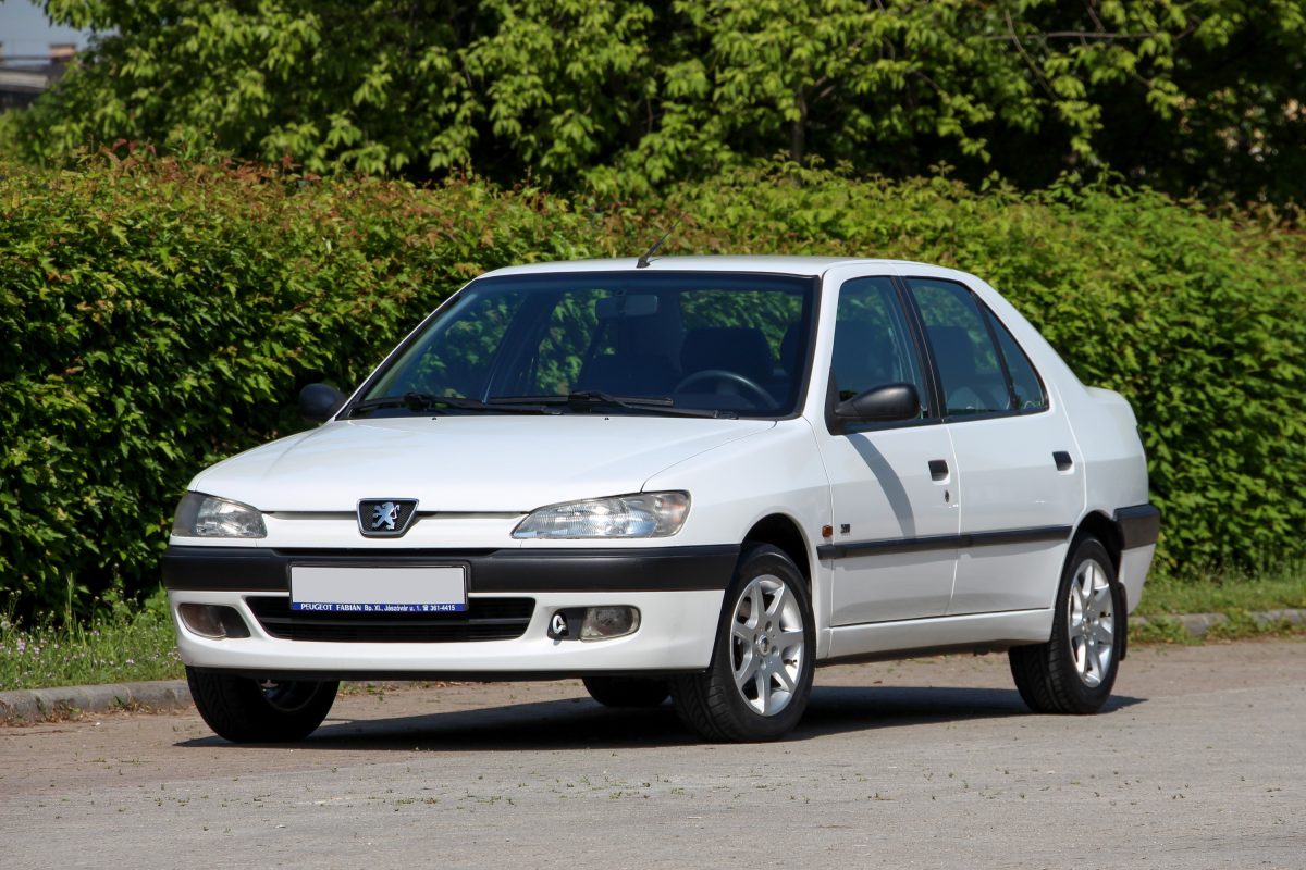 PEUGEOT 306
