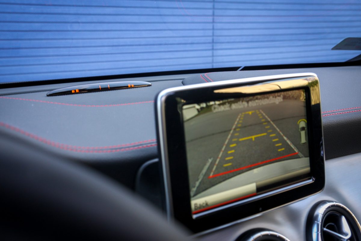 MERCEDES-BENZ CLA 250