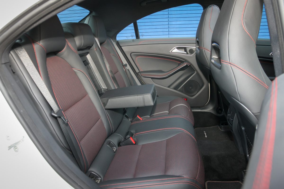 MERCEDES-BENZ CLA 250