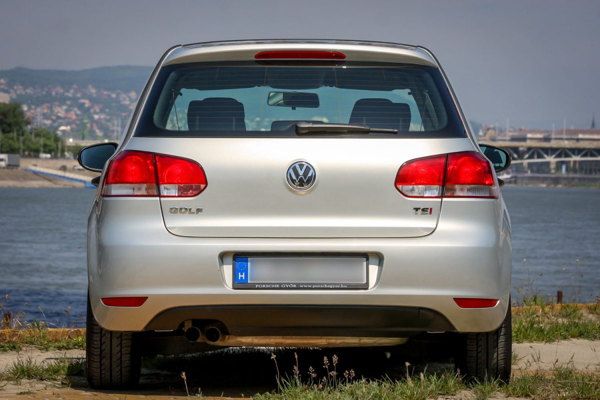 VOLKSWAGEN GOLF VI