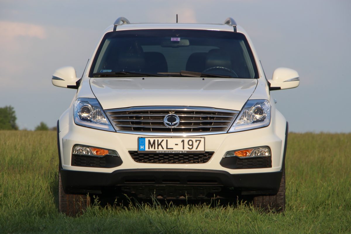 SSANGYONG REXTON