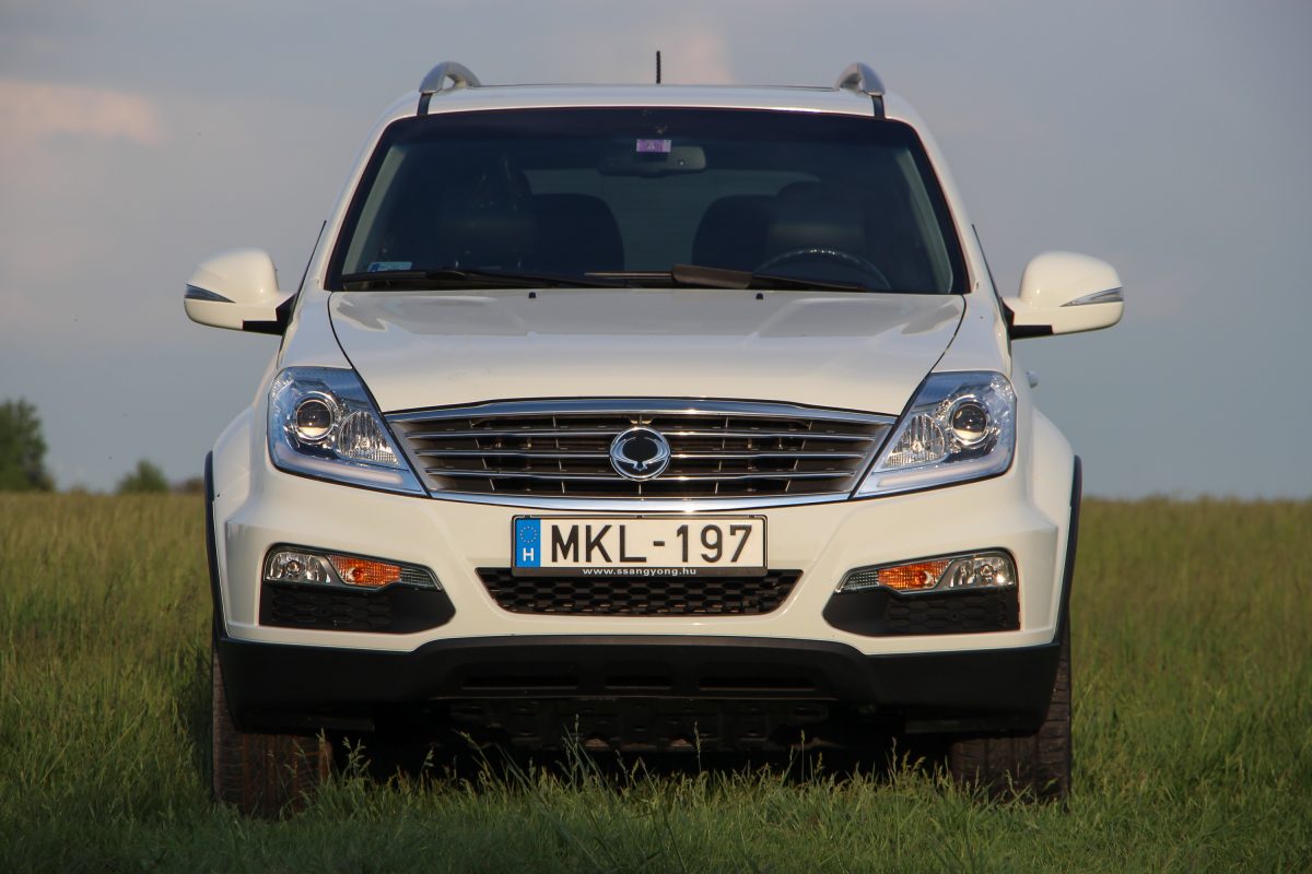 SSANGYONG REXTON