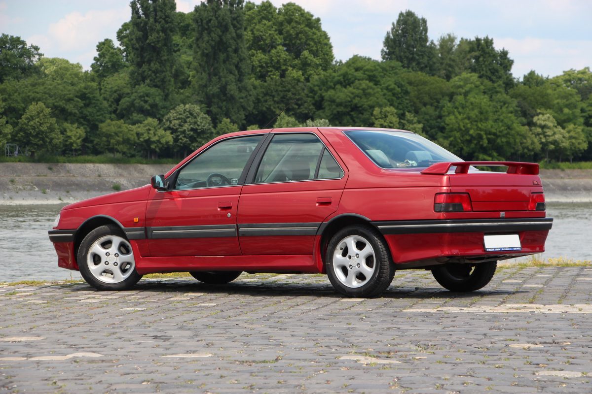 PEUGEOT 405