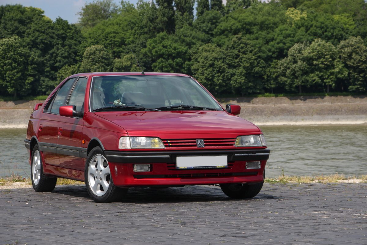 PEUGEOT 405