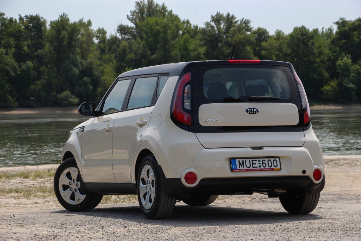KIA SOUL