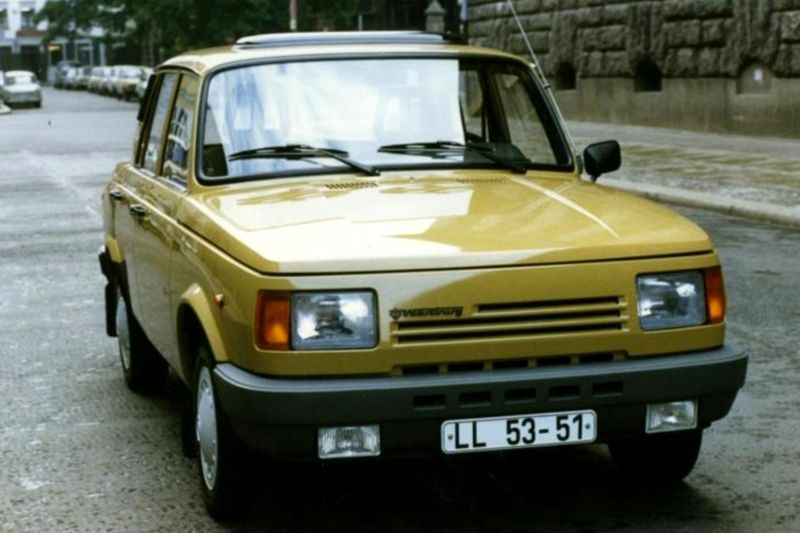 LADA
