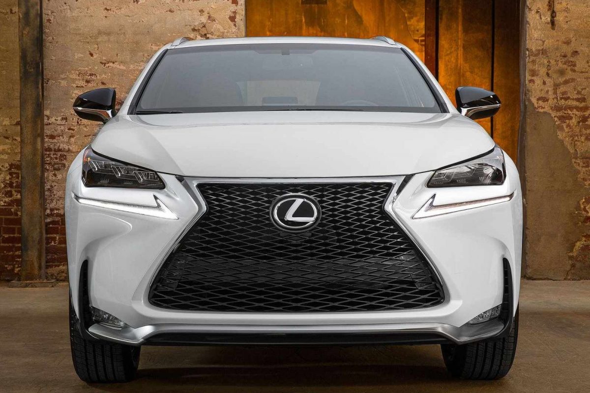 LEXUS