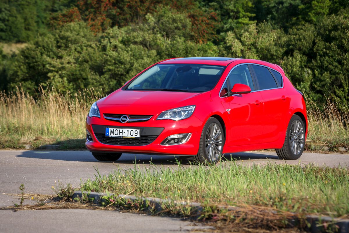OPEL ASTRA J