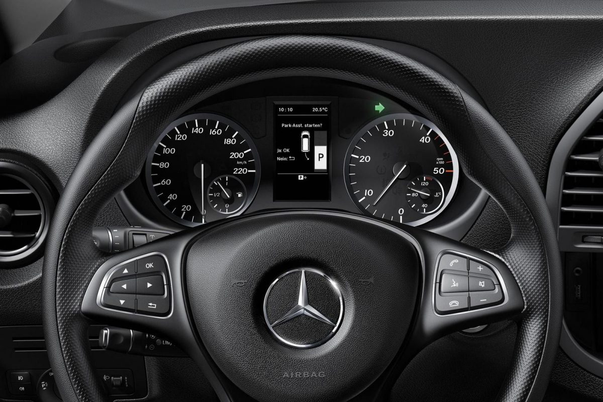 MERCEDES-BENZ