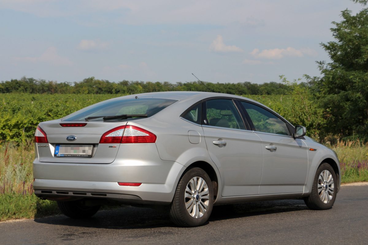 FORD MONDEO