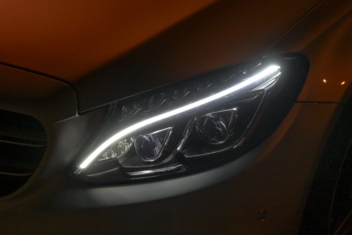 MERCEDES-BENZ C-OSZTÁLY