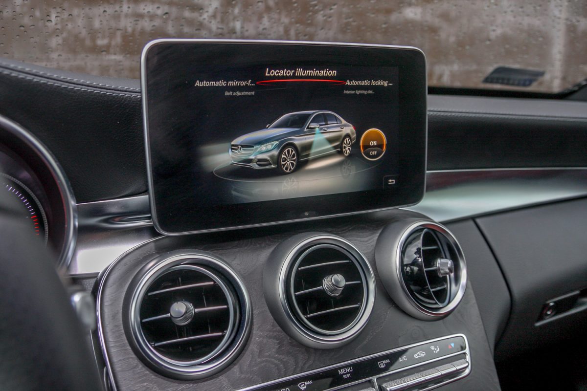 MERCEDES-BENZ C-OSZTÁLY