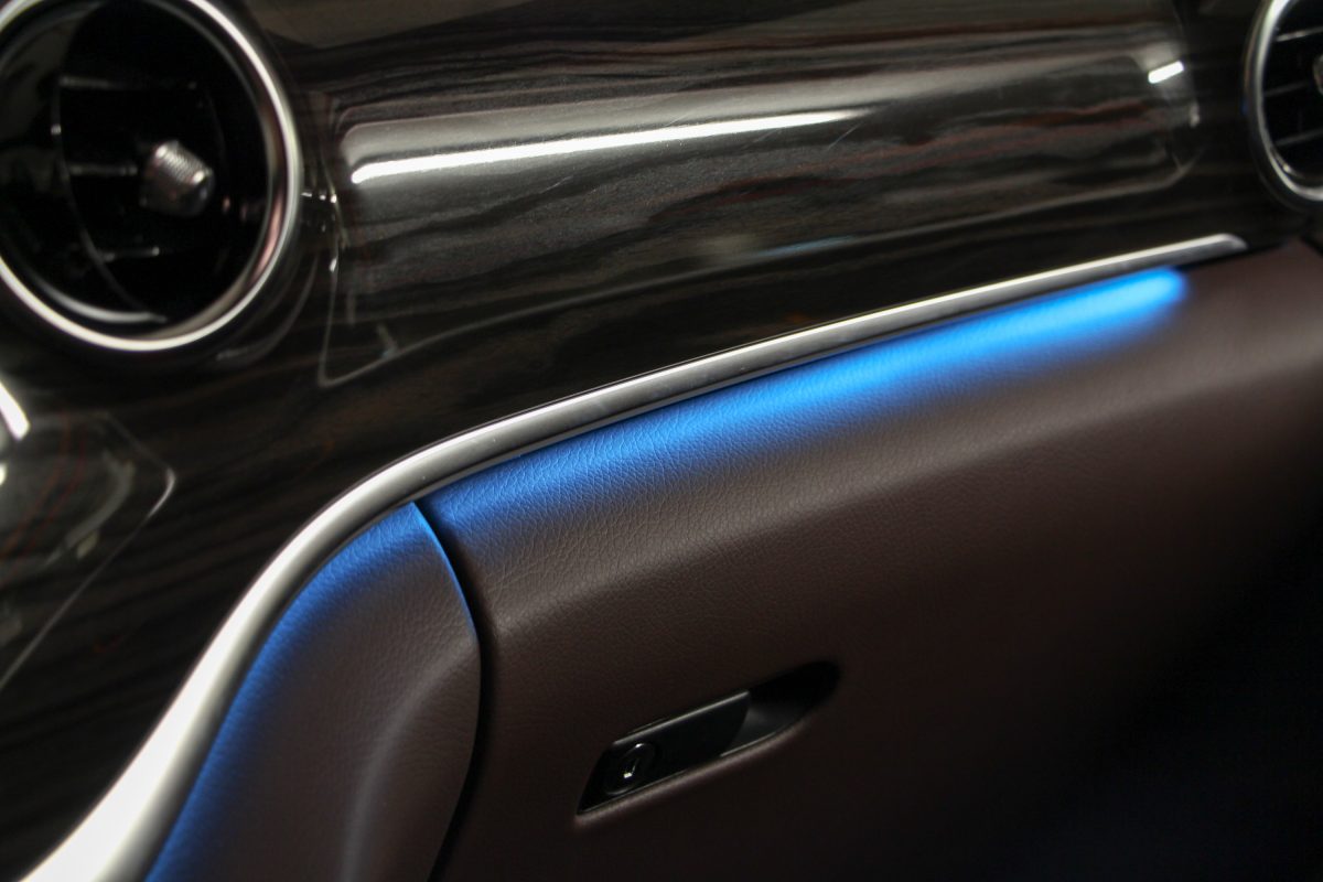 MERCEDES-BENZ V-OSZTÁLY