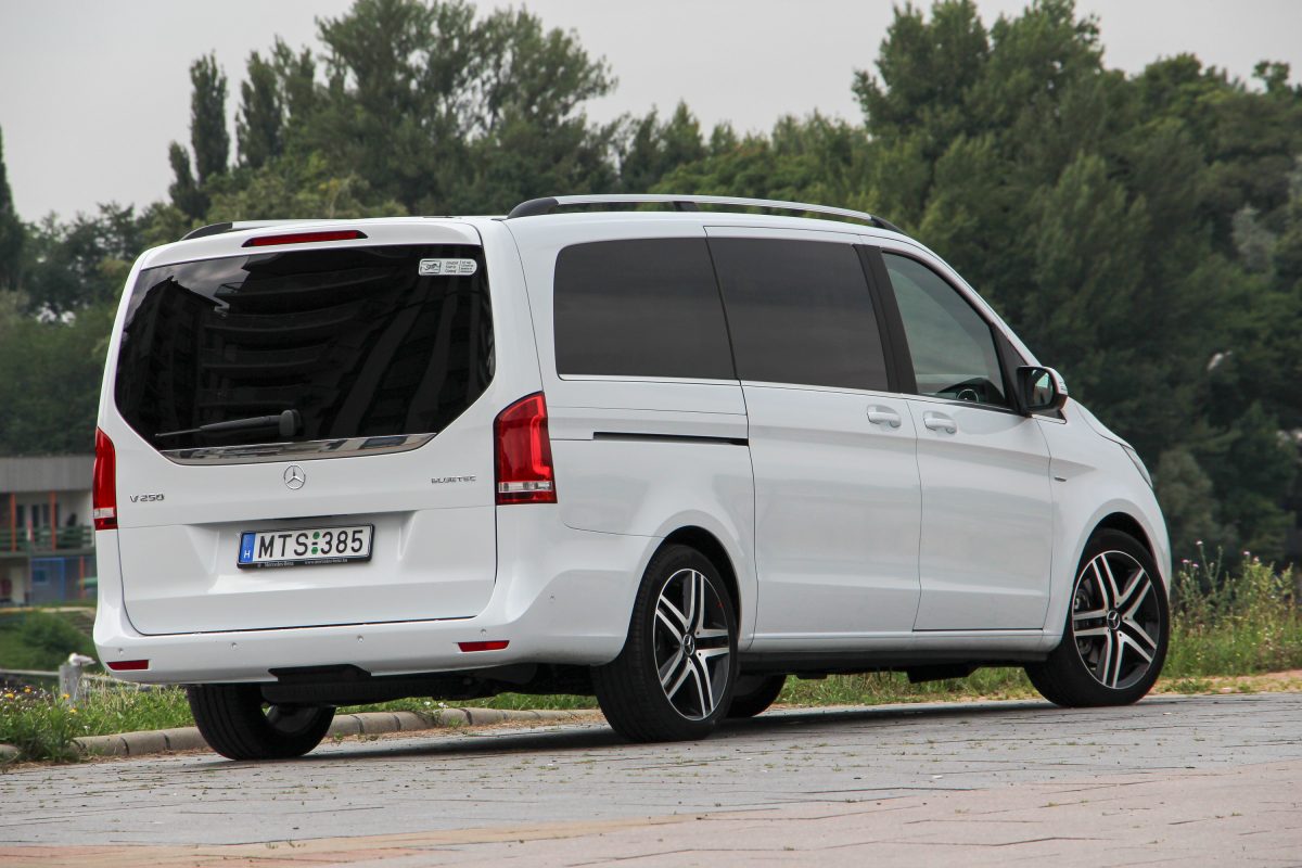 MERCEDES-BENZ V-OSZTÁLY