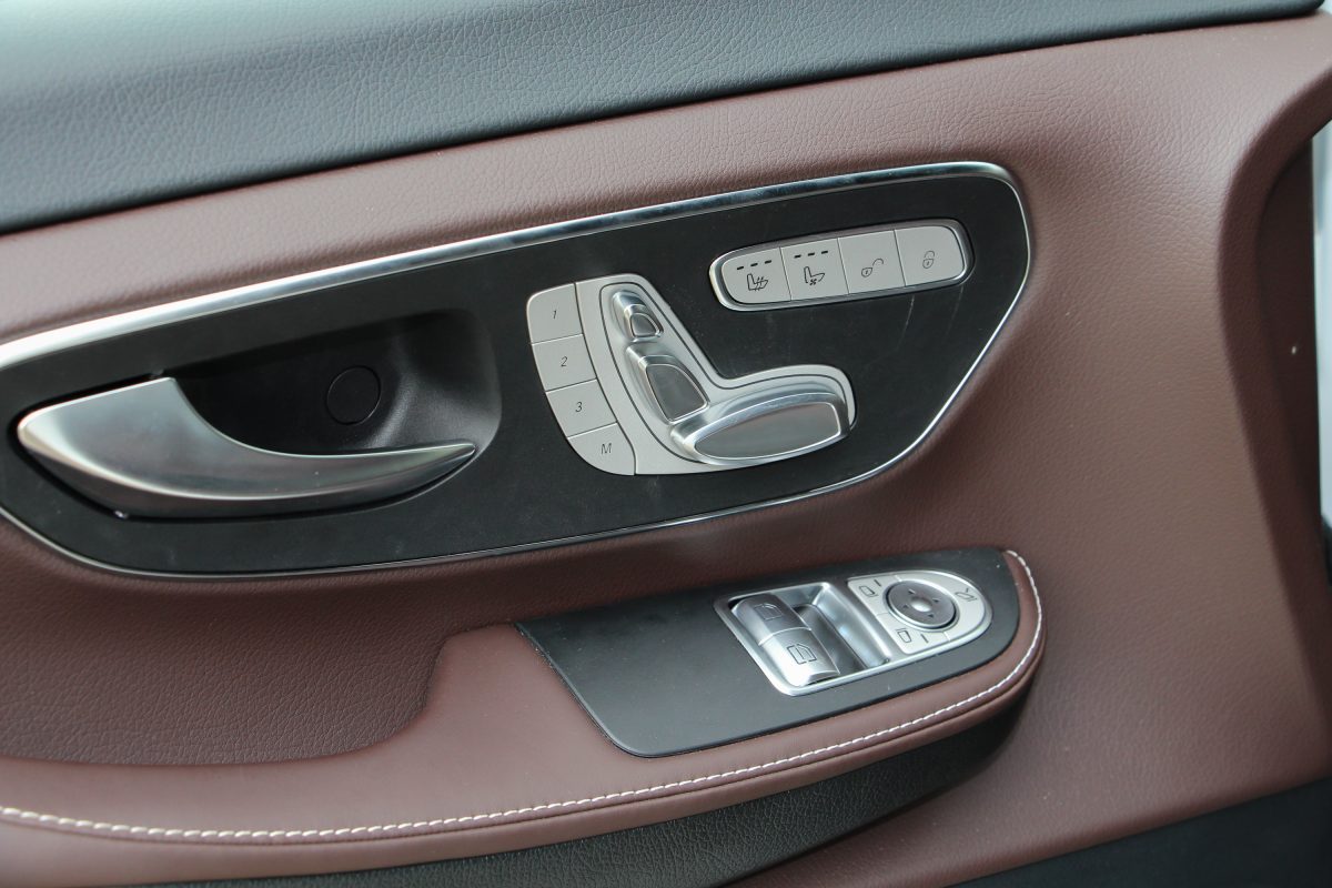 MERCEDES-BENZ V-OSZTÁLY