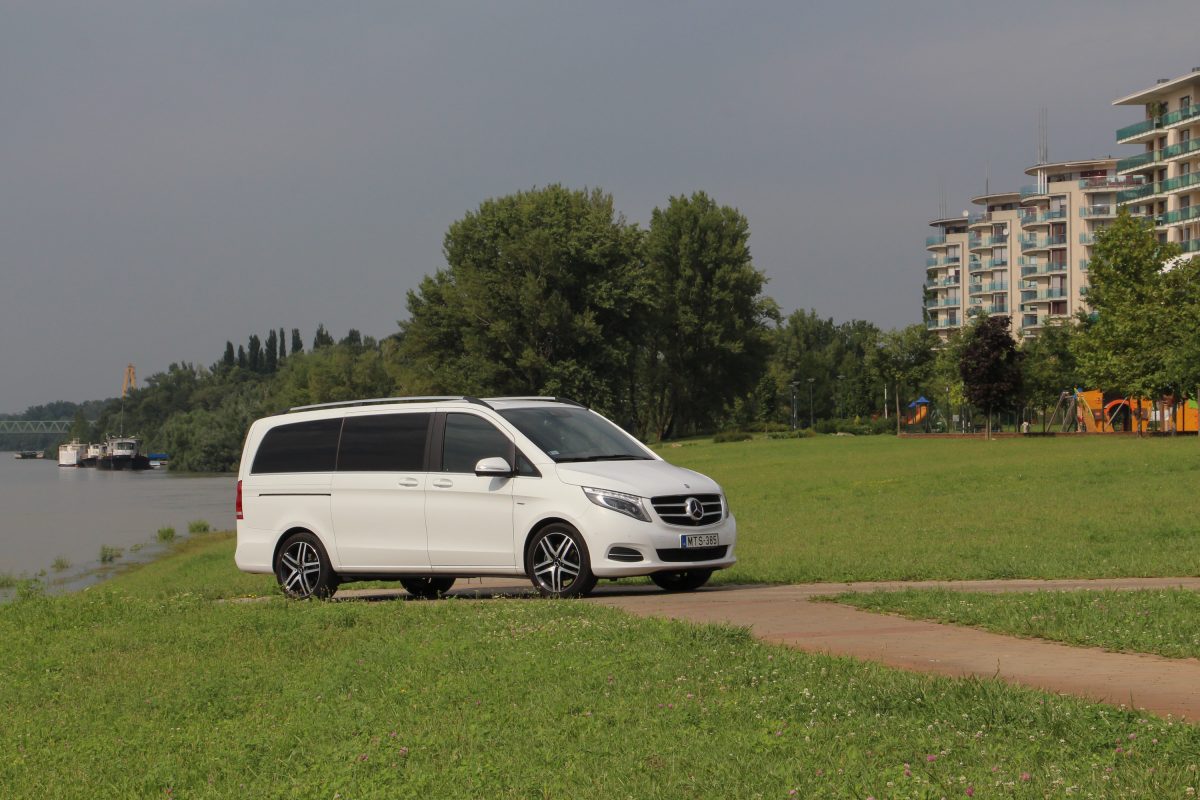 MERCEDES-BENZ V-OSZTÁLY