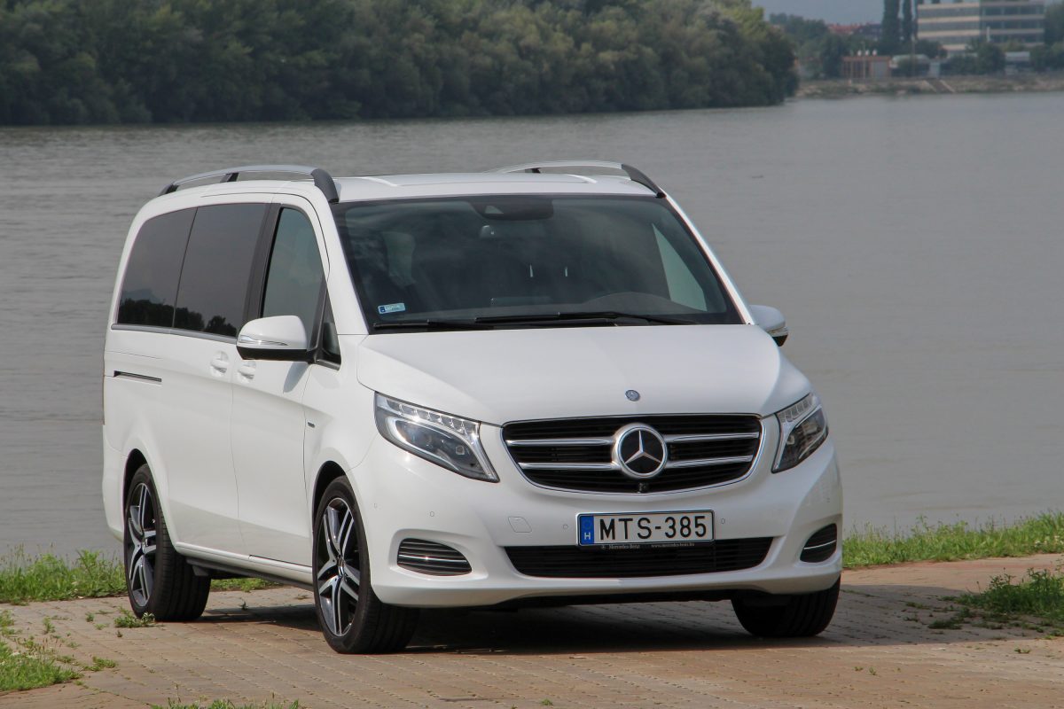 MERCEDES-BENZ V-OSZTÁLY