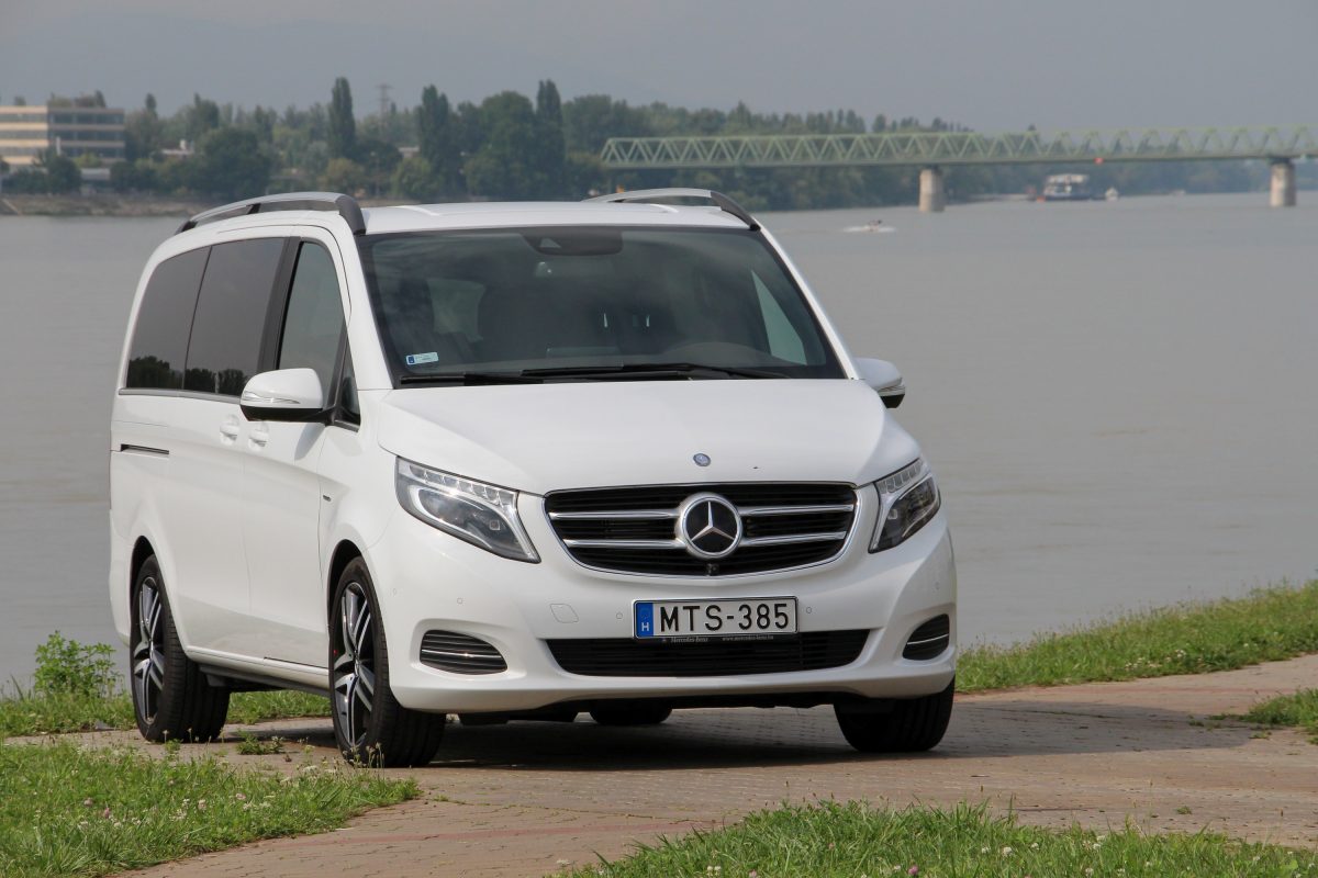 MERCEDES-BENZ V-OSZTÁLY