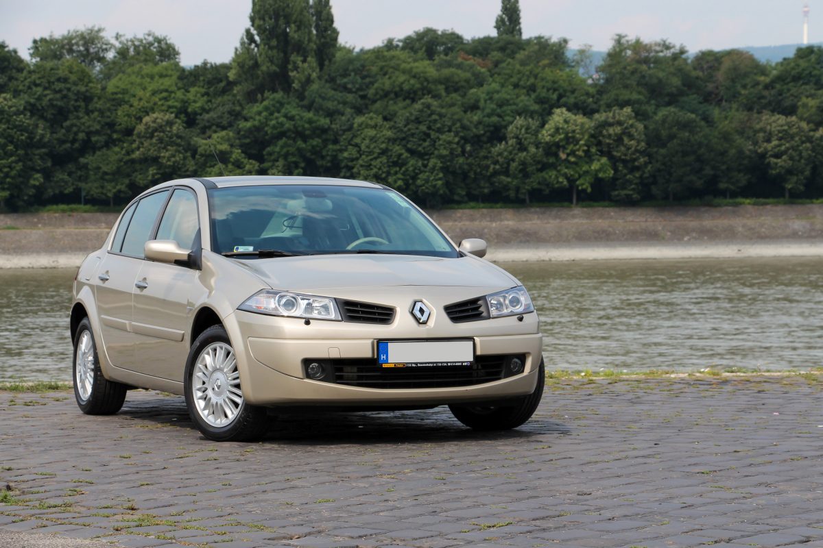 RENAULT MEGANE