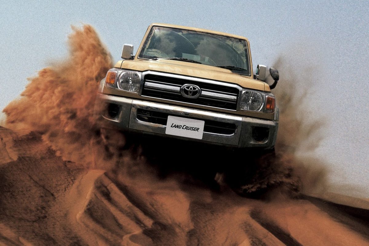 TOYOTA LAND CRUISER