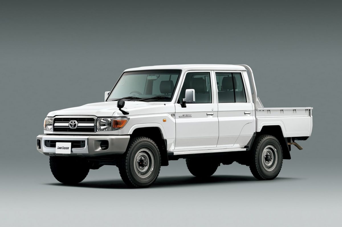 TOYOTA LAND CRUISER