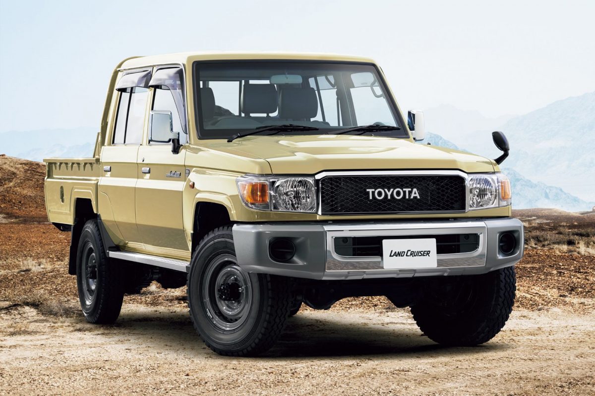 TOYOTA LAND CRUISER