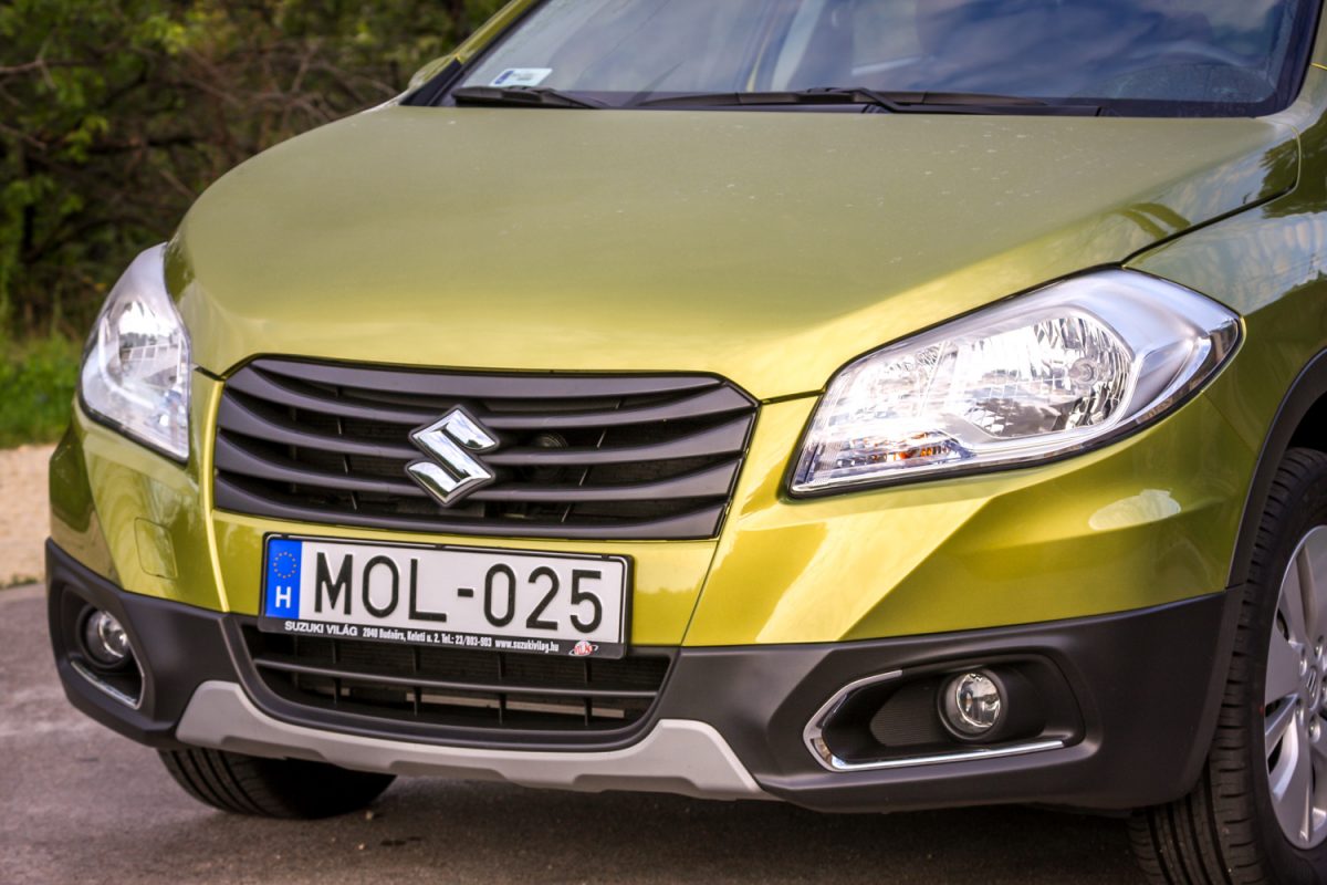 SUZUKI SX4 S-CROSS