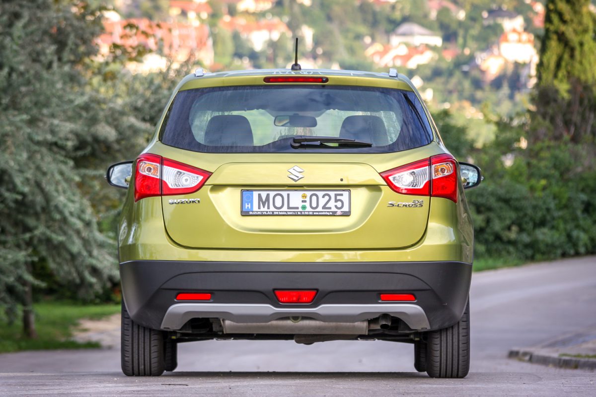 SUZUKI SX4 S-CROSS