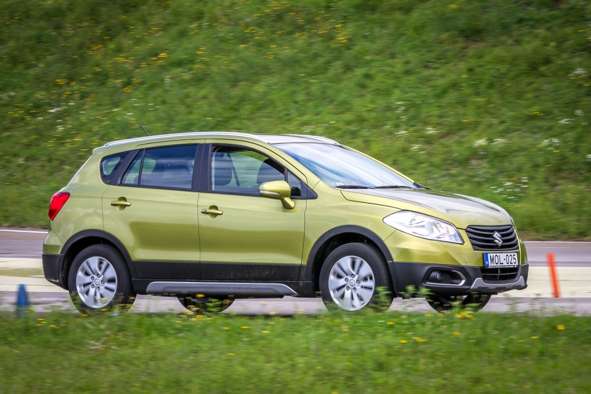 SUZUKI SX4 S-CROSS