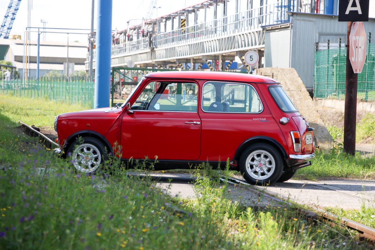 MINI