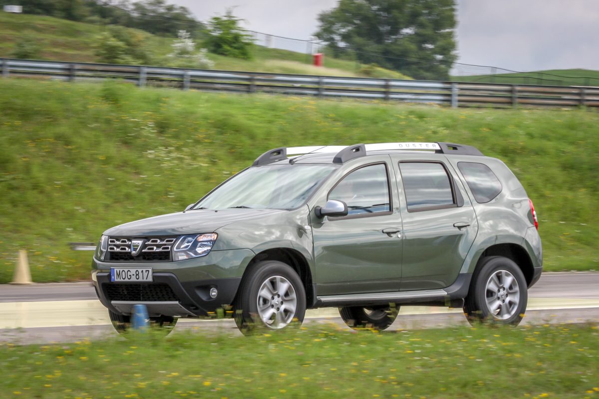 DACIA DUSTER