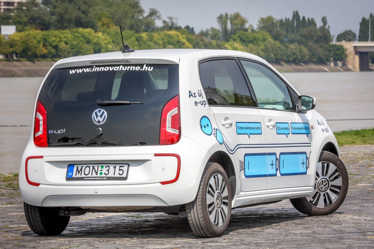 VOLKSWAGEN UP