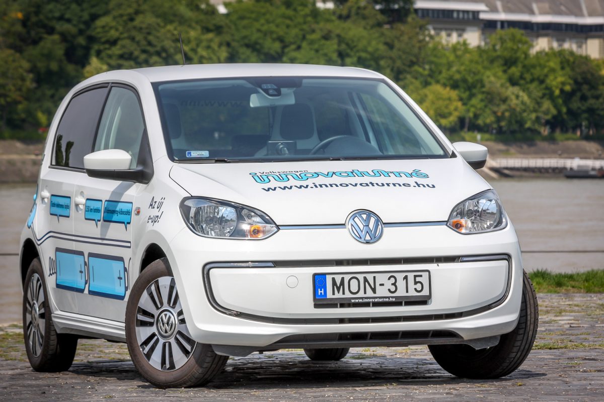 VOLKSWAGEN UP