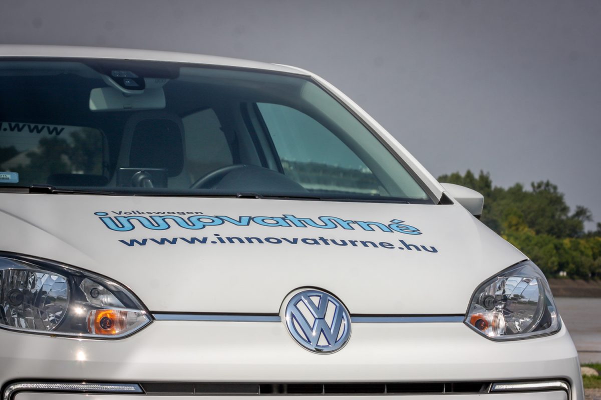 VOLKSWAGEN UP