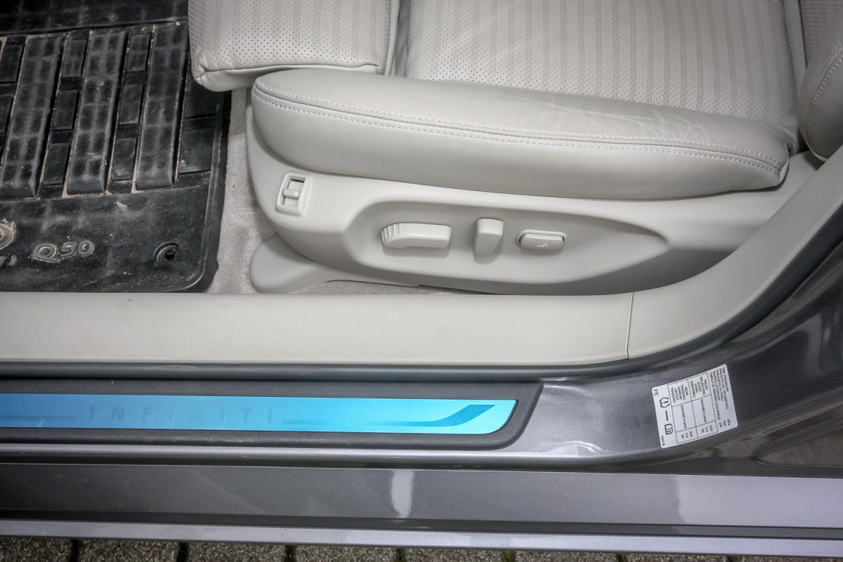 INFINITI Q50