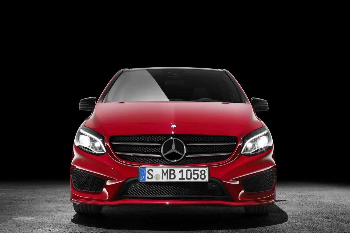 MERCEDES-BENZ