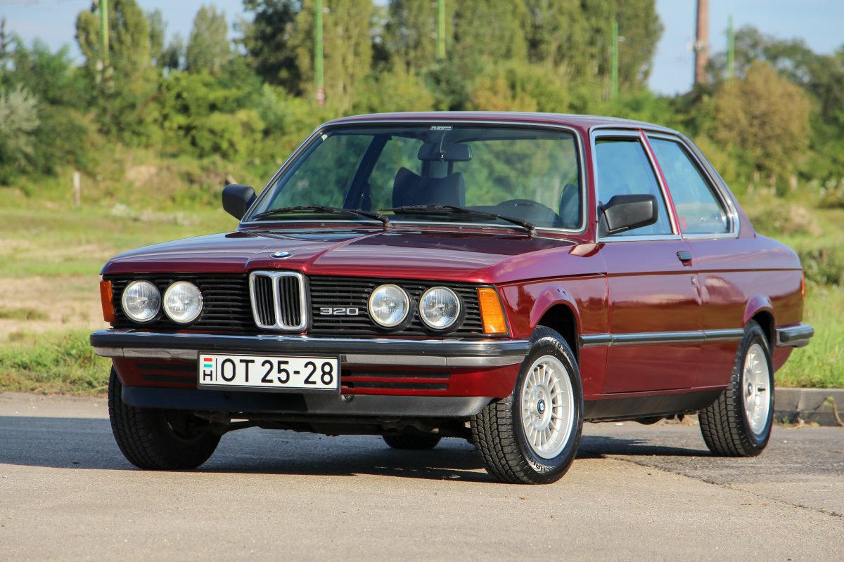 BMW 320