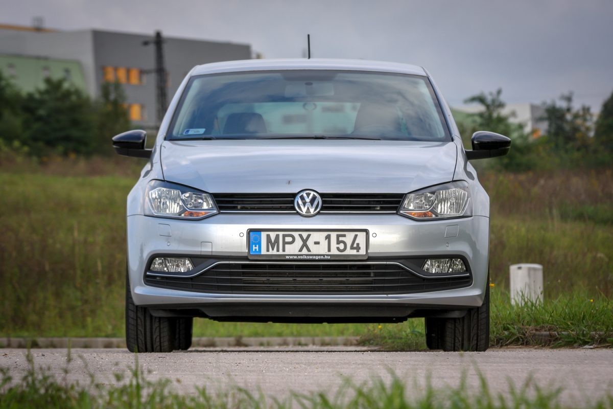 VOLKSWAGEN POLO V