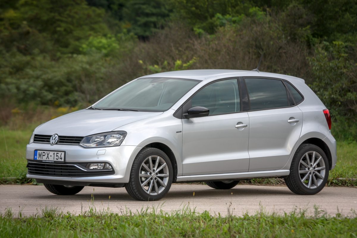 VOLKSWAGEN POLO V