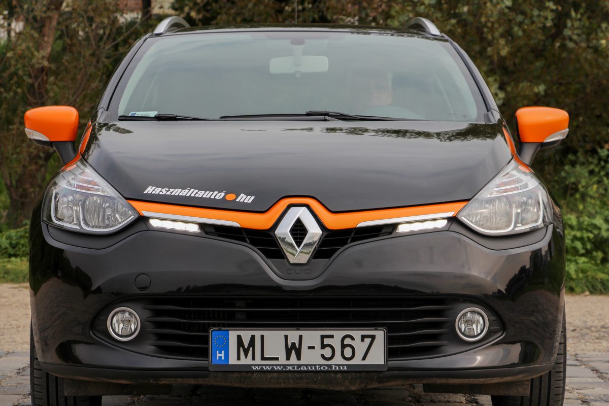 RENAULT CLIO