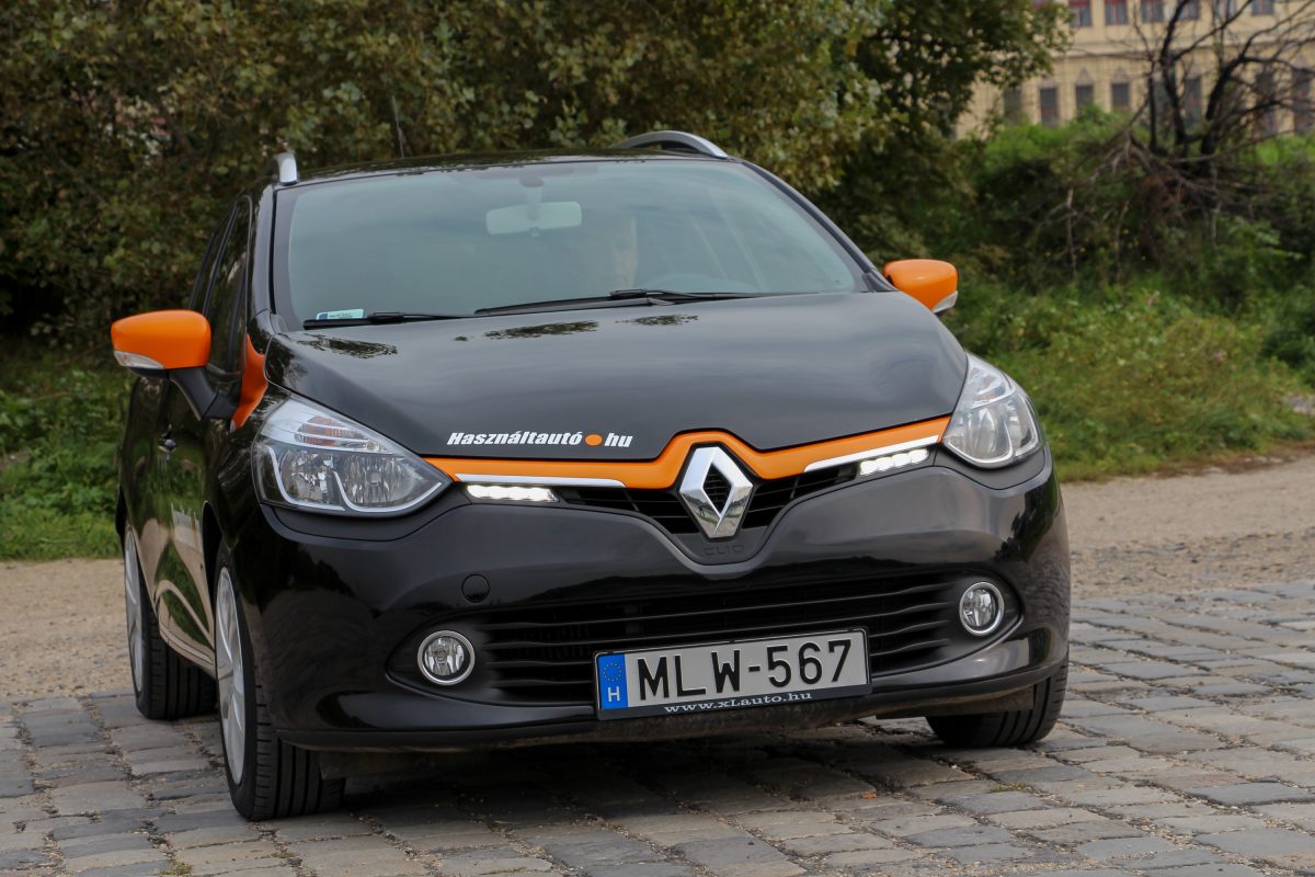 RENAULT CLIO