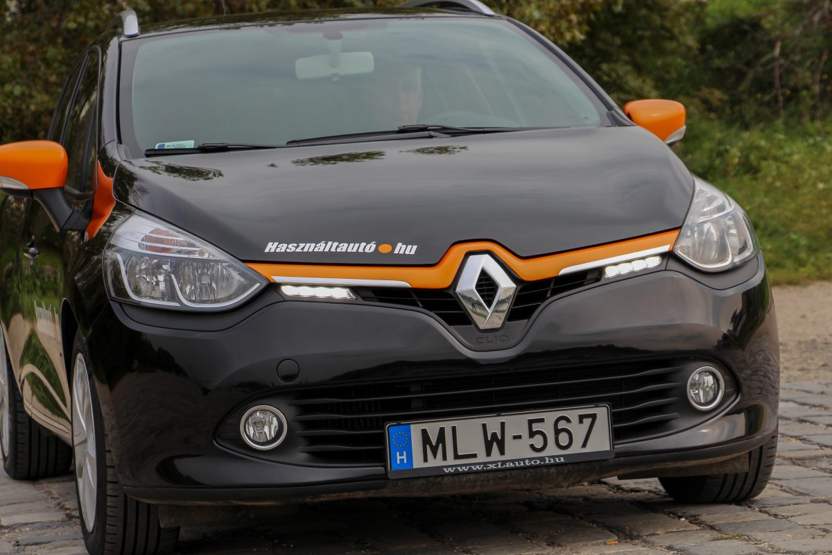 RENAULT CLIO