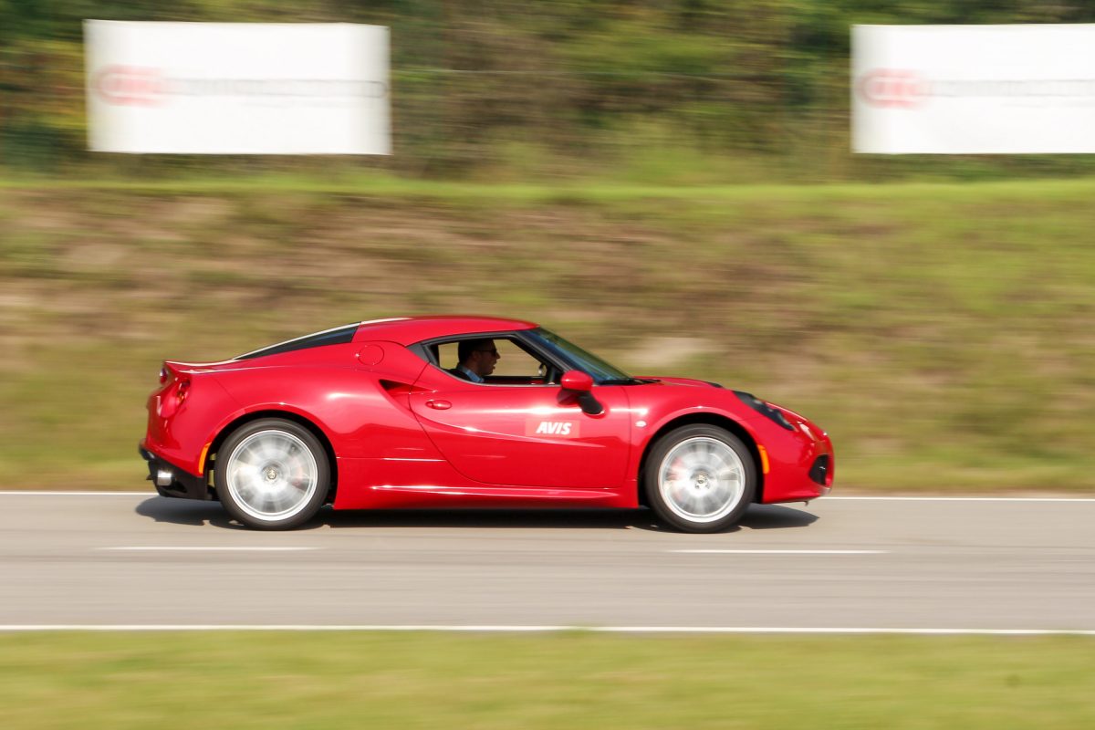 ALFA ROMEO 4C
