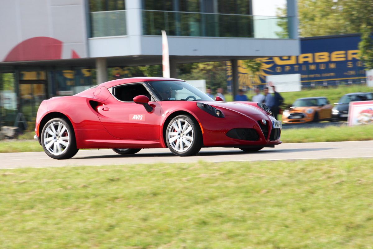 ALFA ROMEO 4C